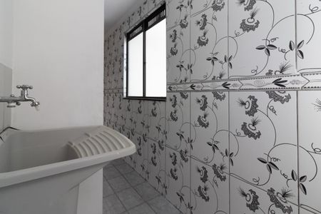 Apartamento para alugar com 80m², 2 quartos e 1 vagaÁrea de Serviço