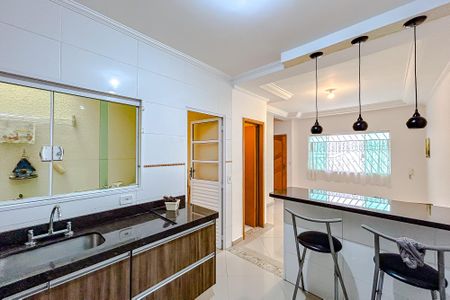 Casa de condomínio à venda com 64m², 2 quartos e 1 vagaCozinha