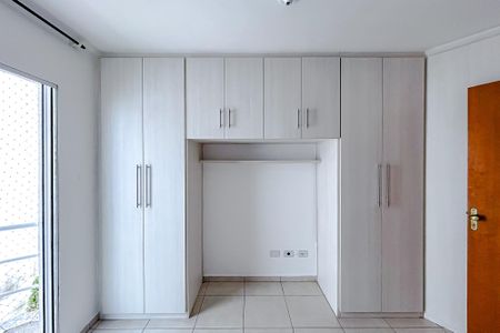 Casa de condomínio à venda com 64m², 2 quartos e 1 vagaSuíte 1