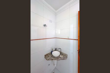 Casa de condomínio à venda com 64m², 2 quartos e 1 vagaBanheiro da Suíte 2