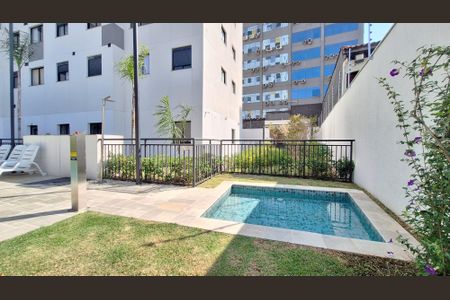 Apartamento à venda com 33m², 2 quartos e sem vagaÁrea comum - Piscina