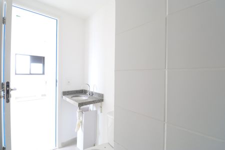 Apartamento à venda com 33m², 2 quartos e sem vagaBanheiro