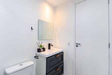 Studio para alugar com 26m², 1 quarto e sem vaga Studio para alugar com 26m², 1 quarto e sem vagaBanheiro