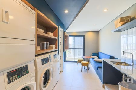 Studio para alugar com 26m², 1 quarto e sem vaga Studio para alugar com 26m², 1 quarto e sem vagaÁrea comum - Lavanderia