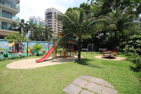 Apartamento para alugar com 74m², 2 quartos e 1 vagaPlayground