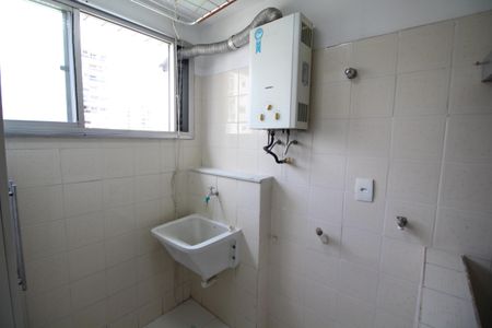 Apartamento para alugar com 74m², 2 quartos e 1 vagaÁrea de Serviço