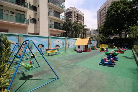 Apartamento para alugar com 74m², 2 quartos e 1 vagaPlayground