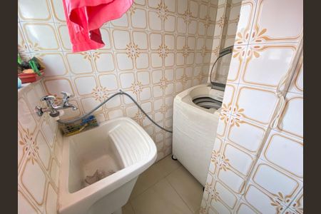 Apartamento à venda com 63m², 3 quartos e 1 vagaÁrea de Serviço