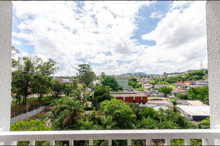 Sala - Sacada de kitnet/studio para alugar com 2 quartos, 30m² em Jardim Jaragua (sao Domingos), São Paulo