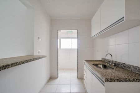 Apartamento à venda com 60m², 2 quartos e 2 vagasCozinha e Área de Serviço
