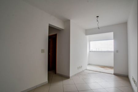 Sala de apartamento à venda com 2 quartos, 60m² em Campestre, Santo André