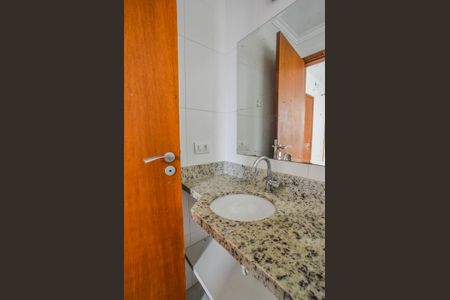 Apartamento à venda com 60m², 2 quartos e 2 vagasBanheiro da Suíte