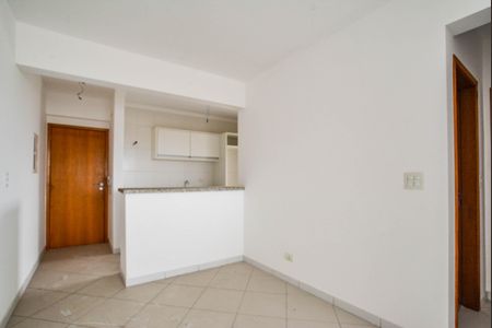 Sala de apartamento à venda com 2 quartos, 60m² em Campestre, Santo André