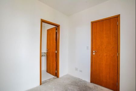 Apartamento à venda com 60m², 2 quartos e 2 vagas Apartamento à venda com 60m², 2 quartos e 2 vagasQuarto Suíte