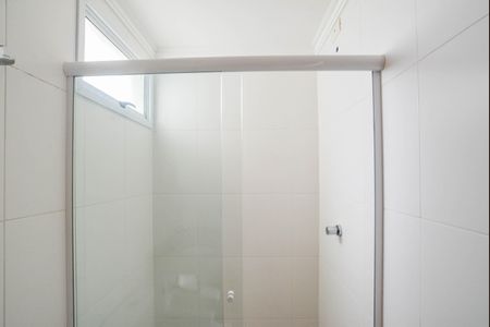 Apartamento à venda com 60m², 2 quartos e 2 vagas Apartamento à venda com 60m², 2 quartos e 2 vagasBanheiro da Suíte