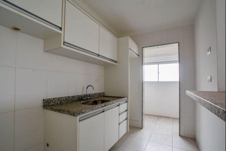 Apartamento à venda com 60m², 2 quartos e 2 vagas Apartamento à venda com 60m², 2 quartos e 2 vagasCozinha e Área de Serviço
