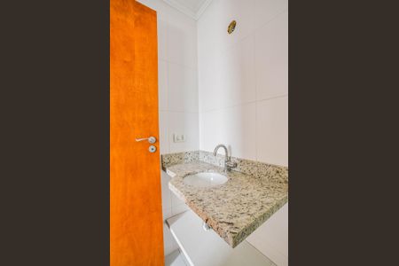 Apartamento à venda com 60m², 2 quartos e 2 vagas Apartamento à venda com 60m², 2 quartos e 2 vagasBanheiro da Suíte
