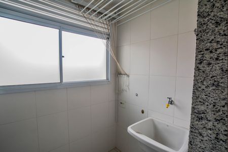 Apartamento à venda com 60m², 2 quartos e 2 vagas Apartamento à venda com 60m², 2 quartos e 2 vagasCozinha e Área de Serviço