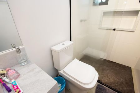 Casa à venda com 350m², 5 quartos e 3 vagasbanheiro quarto 2