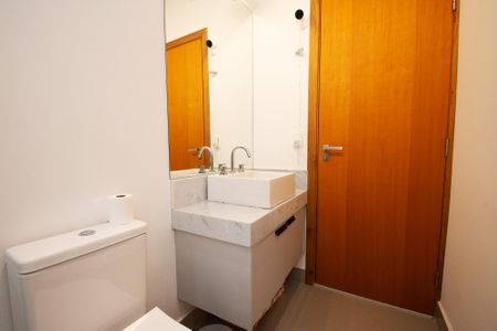 Casa à venda com 350m², 5 quartos e 3 vagasbanheiro quarto 3