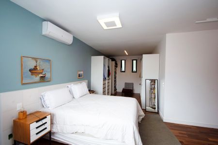 Casa à venda com 350m², 5 quartos e 3 vagasquarto 4