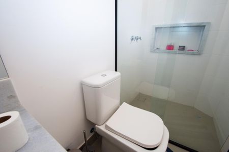 Casa à venda com 350m², 5 quartos e 3 vagasbanheiro de serviçø