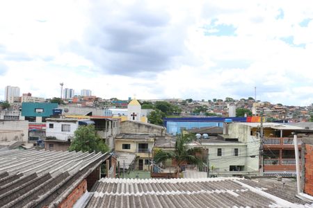 Casa para alugar com 1 quarto, 30m² em Jardim Florida, Embu das Artes