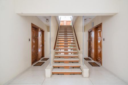 Apartamento à venda com 88m², 3 quartos e 1 vagaEscadas