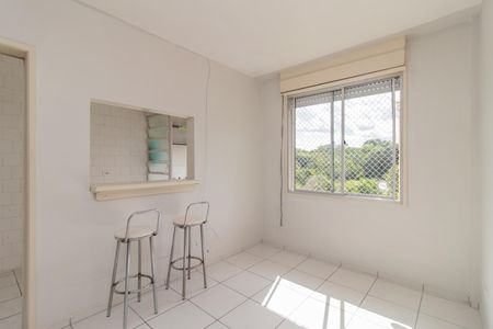 Sala de apartamento para alugar com 1 quarto, 42m² em Vila Nova, Porto Alegre