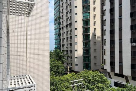 Apartamento para alugar com 100m², 2 quartos e sem vagaVista