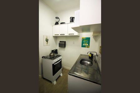 Cozinha e Área de Serviço de kitnet/studio para alugar com 1 quarto, 30m² em Centro Histórico, Porto Alegre