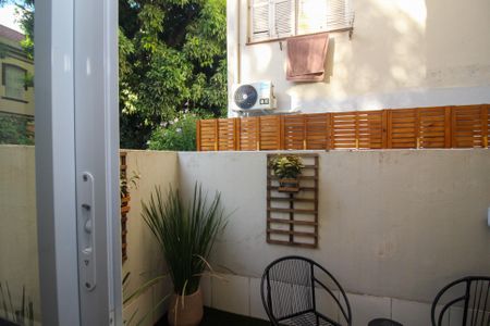 Vista da Sala/Quarto de kitnet/studio para alugar com 1 quarto, 30m² em Centro Histórico, Porto Alegre