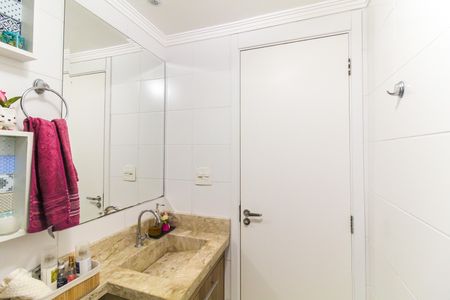 Apartamento à venda com 67m², 3 quartos e 1 vaga Apartamento à venda com 67m², 3 quartos e 1 vagaBanheiro 2