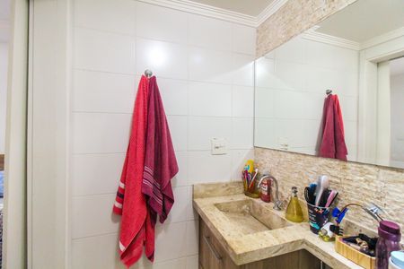 Apartamento à venda com 67m², 3 quartos e 1 vaga Apartamento à venda com 67m², 3 quartos e 1 vagaBanheiro da Suíte