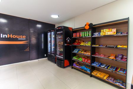 Apartamento à venda com 67m², 3 quartos e 1 vaga Apartamento à venda com 67m², 3 quartos e 1 vagaMini Mercado