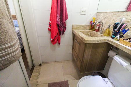 Apartamento à venda com 67m², 3 quartos e 1 vaga Apartamento à venda com 67m², 3 quartos e 1 vagaBanheiro da Suíte
