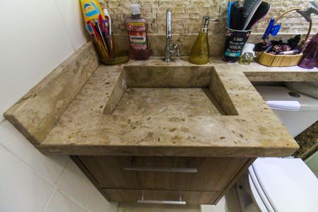 Apartamento à venda com 67m², 3 quartos e 1 vaga Apartamento à venda com 67m², 3 quartos e 1 vagaBanheiro da Suíte