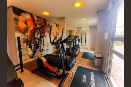 Apartamento à venda com 67m², 3 quartos e 1 vaga Apartamento à venda com 67m², 3 quartos e 1 vagaÁrea comum - Academia