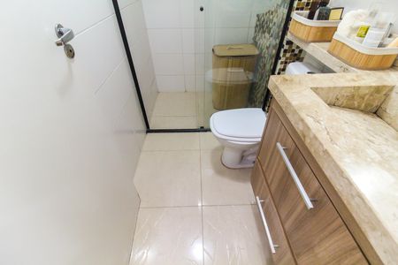 Apartamento à venda com 67m², 3 quartos e 1 vaga Apartamento à venda com 67m², 3 quartos e 1 vagaBanheiro 2