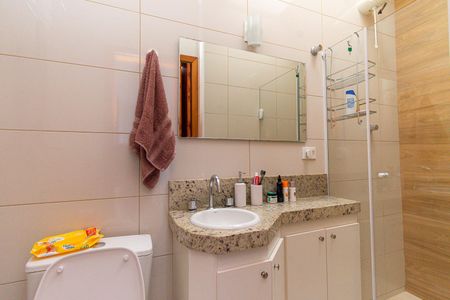 Casa à venda com 124m², 3 quartos e 2 vagasBanheiro 2