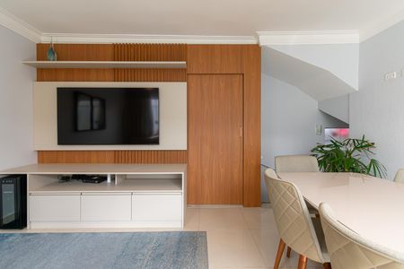 Casa à venda com 124m², 3 quartos e 2 vagasSala