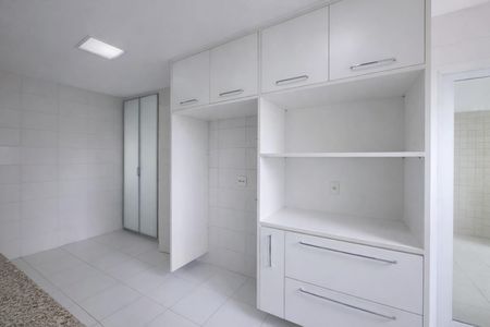 Cozinha de apartamento à venda com 4 quartos, 187m² em Adalgisa, Osasco