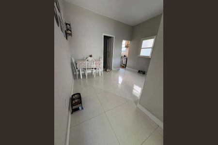 Casa à venda com 2 quartos, 74m² em Penha Circular, Rio de Janeiro