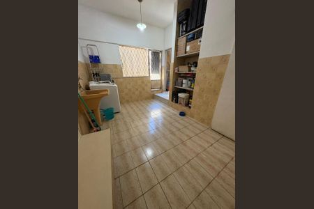 Casa à venda com 2 quartos, 74m² em Penha Circular, Rio de Janeiro