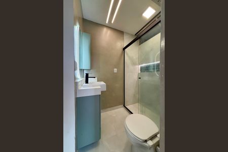 Apartamento à venda com 70m², 2 quartos e sem vagaBanheiro social e da suíte canadense