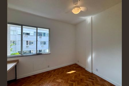 Apartamento à venda com 70m², 2 quartos e sem vagaQuarto