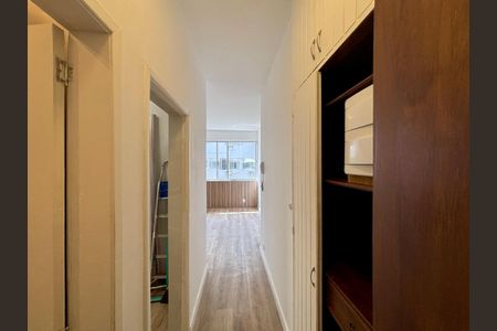 Apartamento à venda com 70m², 2 quartos e sem vagaSala - hall de entrada