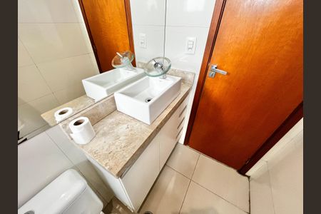 Apartamento para alugar com 40m², 1 quarto e 2 vagasBanheiro