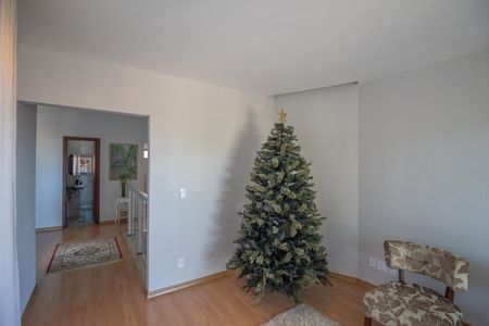 Casa à venda com 420m², 4 quartos e 6 vagasSala de Estar