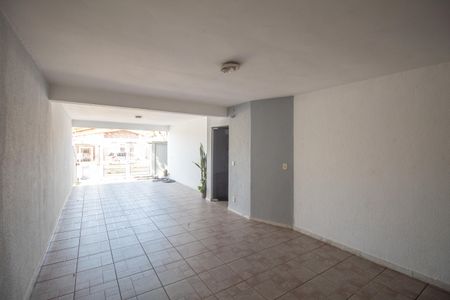 Casa à venda com 420m², 4 quartos e 6 vagasGaragem